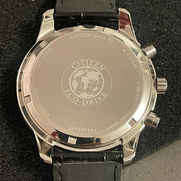 SOLD Citizen Men's Eco-Drive Chronograph Watch - Picture 5 of 8